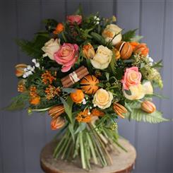 Clementine &amp; Spice Winter Bouquet